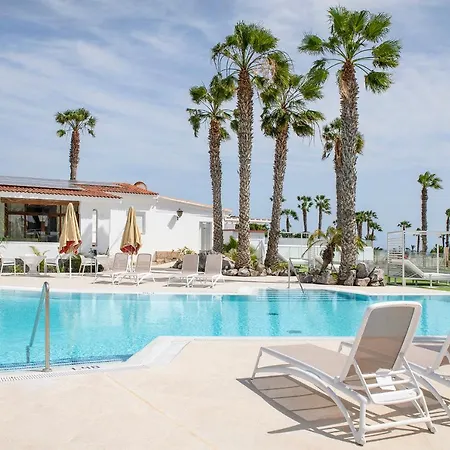 The Club - - Dining - Events شقة *