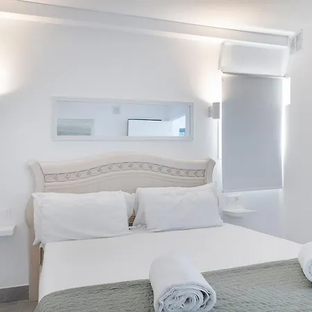 The Club - - Dining - Events Apartament